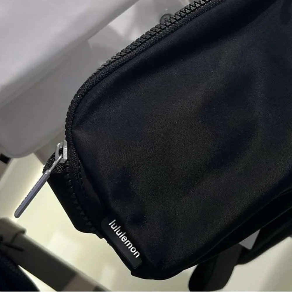 Lululemon Athletica | Bag | Everywhere Belt Bag